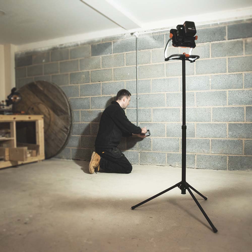 Evolution E1300TRP Accessory Tripod, Height Adjustable