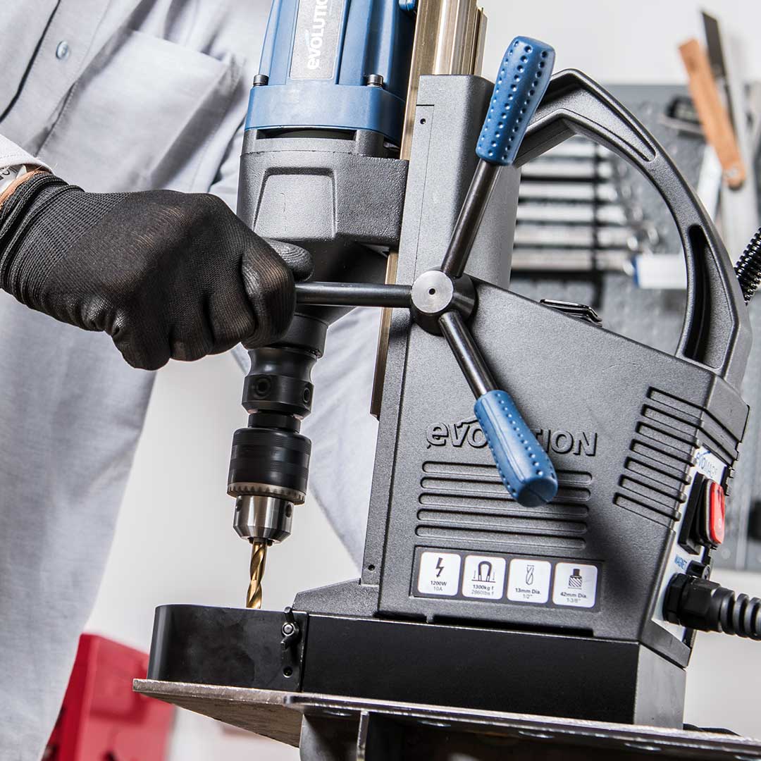 Evolution S28MAG: 1-1/8 in. Magnetic Drill With Carry Case