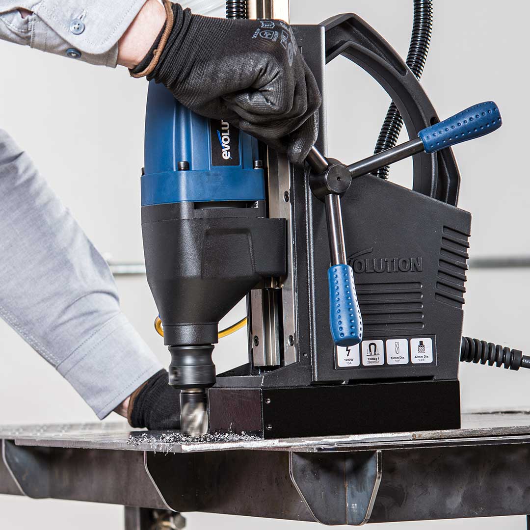 Evolution S28MAG: 1-1/8 in. Magnetic Drill With Carry Case